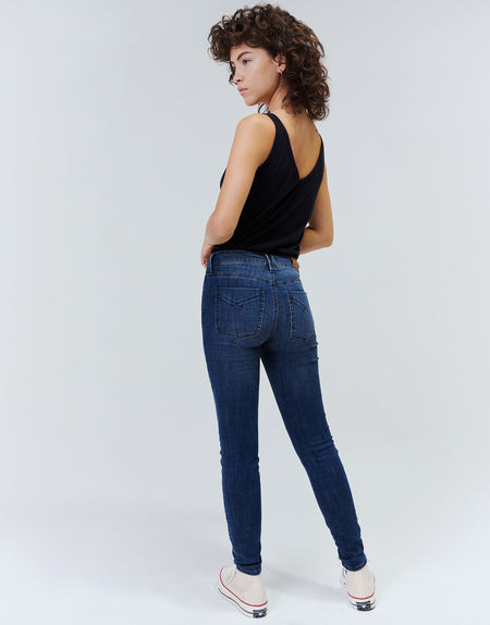 KORA Mid Rise Skinny in Surplus