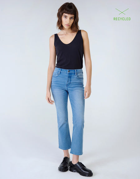 MARLOW Mid-Rise Cropped Demi Flare in River